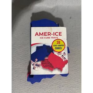 Ice cube tray America shaped with 38 cubes. 2 trays